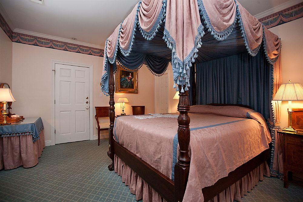 Monmouth Historic Inn 나체스 외부 사진