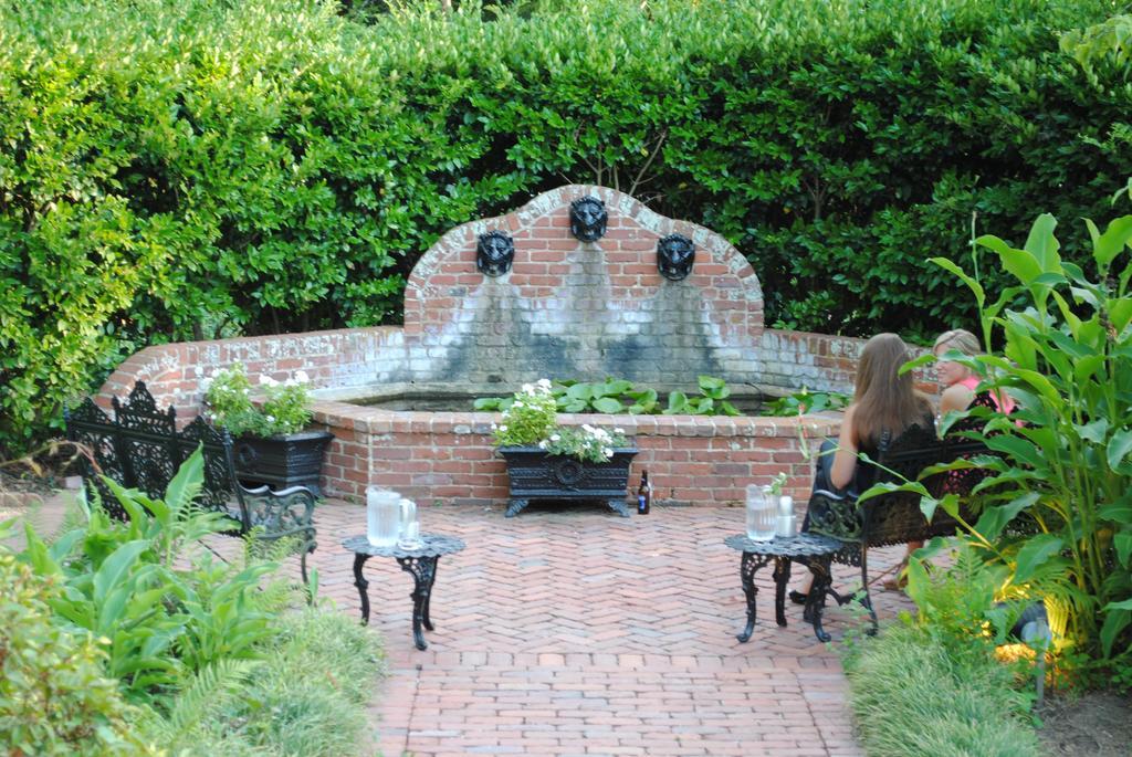 Monmouth Historic Inn 나체스 외부 사진