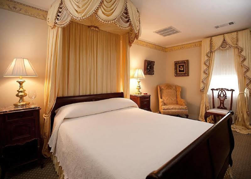 Monmouth Historic Inn 나체스 외부 사진