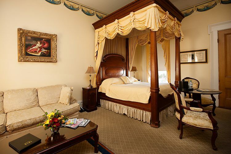 Monmouth Historic Inn 나체스 외부 사진